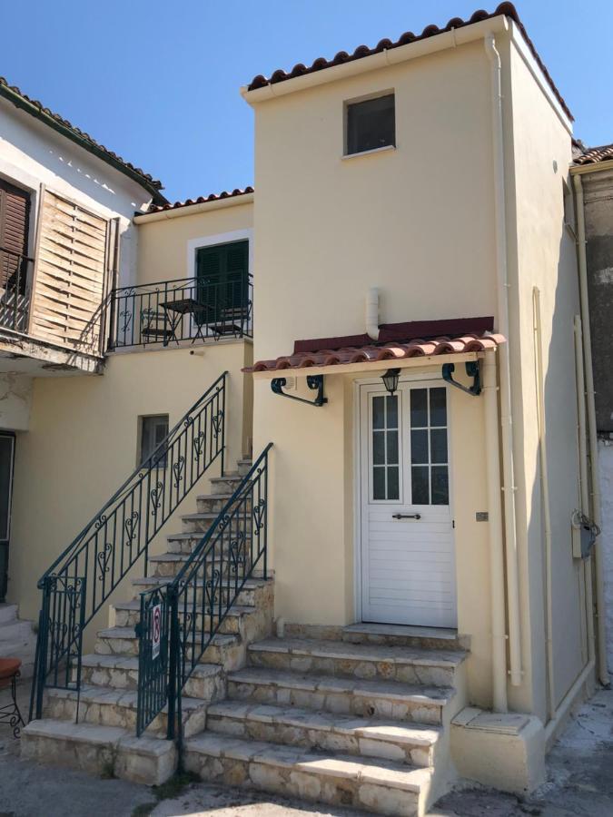 Apartment Wooden Ceiling - Close To City Center Kanali (Corfu)
